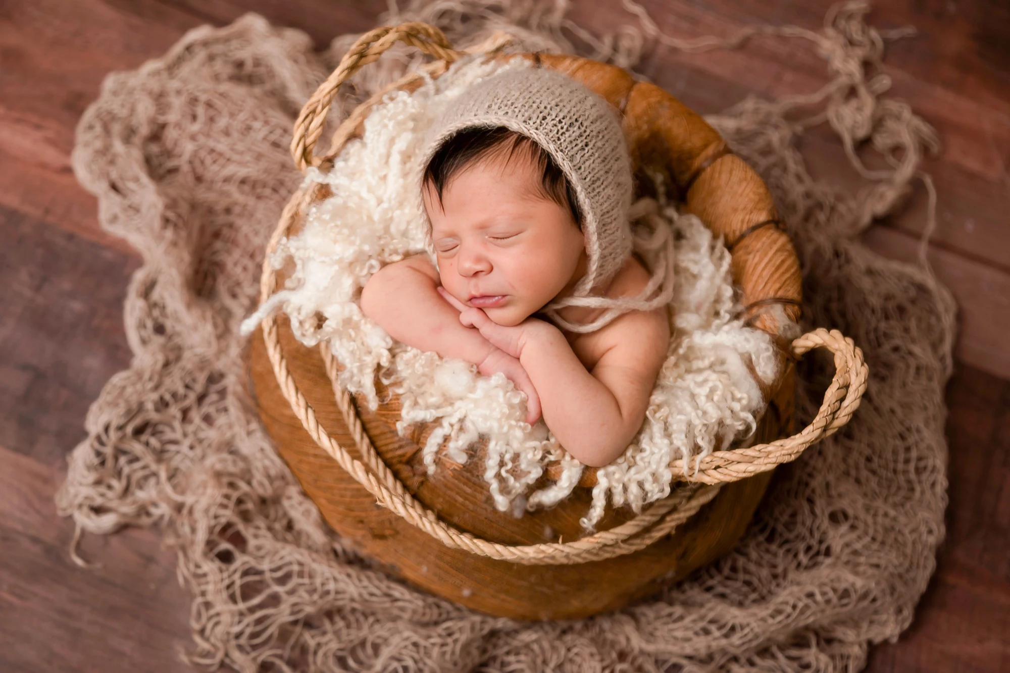 Newborn portrait, soft palette